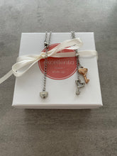 Lade das Bild in den Galerie-Viewer, Kette Heart-Keys
